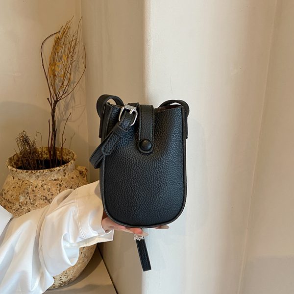 All-matching And Lightweight Soft Leather Mobile Phone Shoulder Messenger Bag — Black