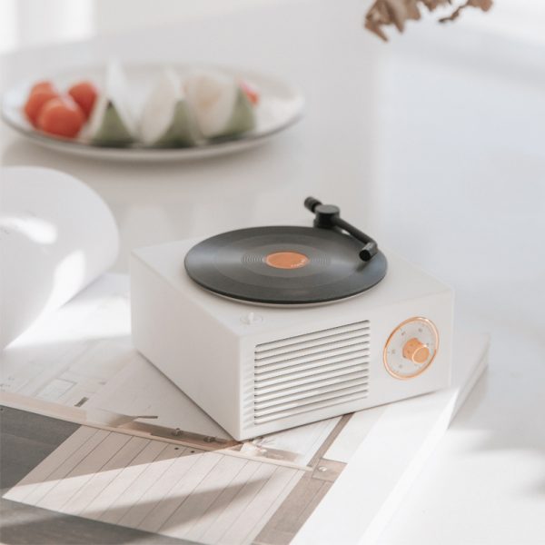 Wireless mini portable retro phonograph Bluetooth-compatible speaker — White