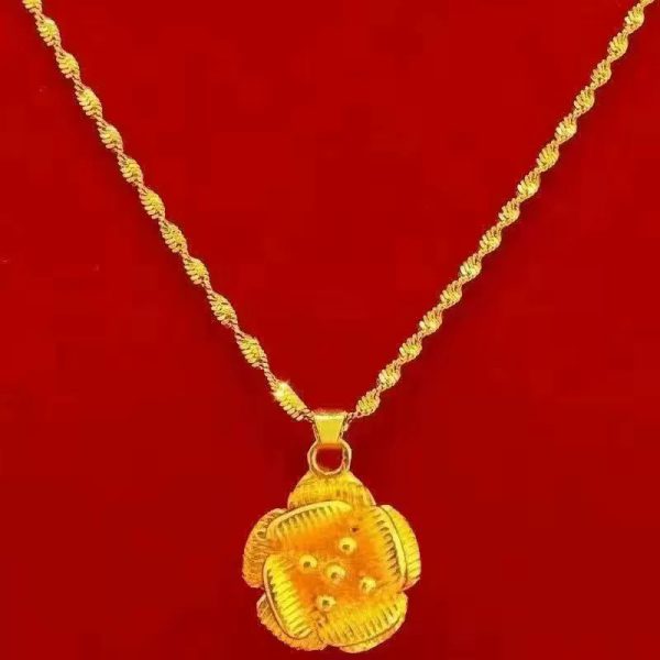 Gold-plated Brass Pendant Necklace For Women, Water Wave Textured Collarbone Chain — Multilayer floral necklace