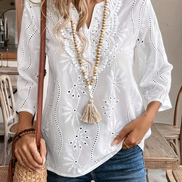 Loose V-neck Temperament Commute Embroidered Bell Sleeve Lace Top — White