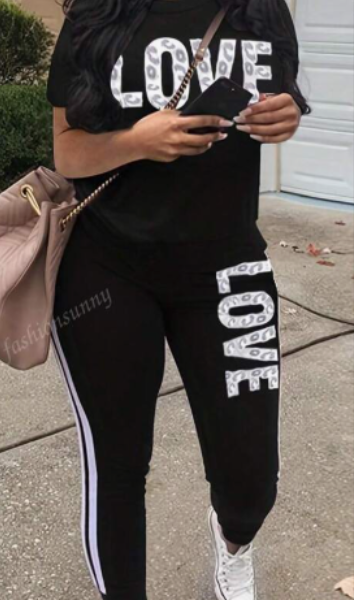 Letter Graphic Tee & Contrast Side Seam Sweatpants — Black