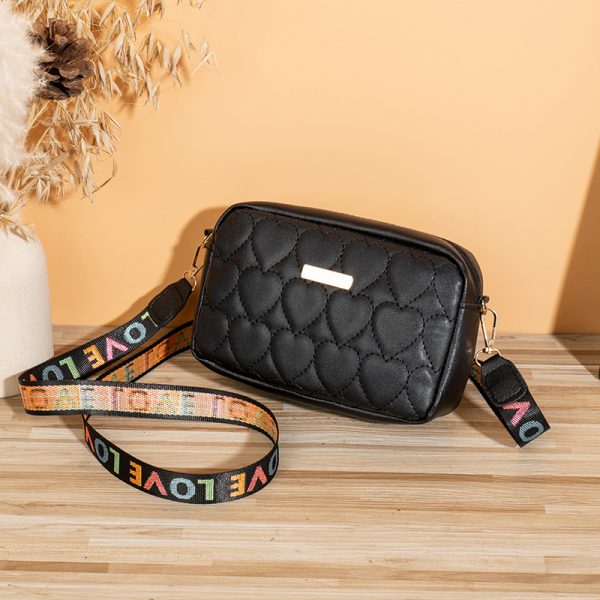 All-matching Casual Heart-shaped Embroidered Bag — Black