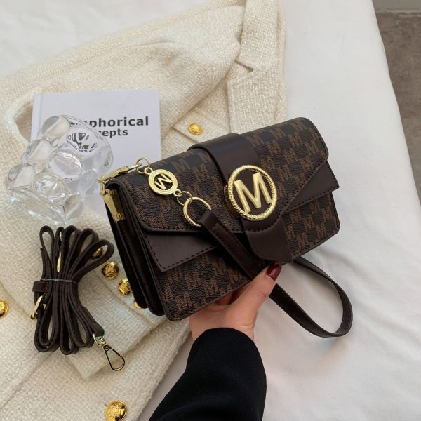 Niche Personality Printed Letter Shoulder Messenger Bag — Brown