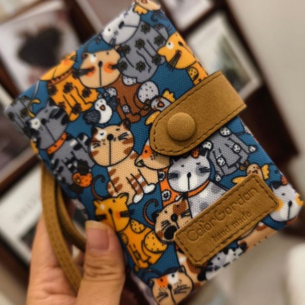 Multifunctional Tri-fold Fashion Multi-card-slot Printed Wallet — Floral Cat Style
