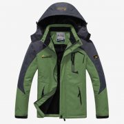 Couple outdoor hooded plus size — Male grass green